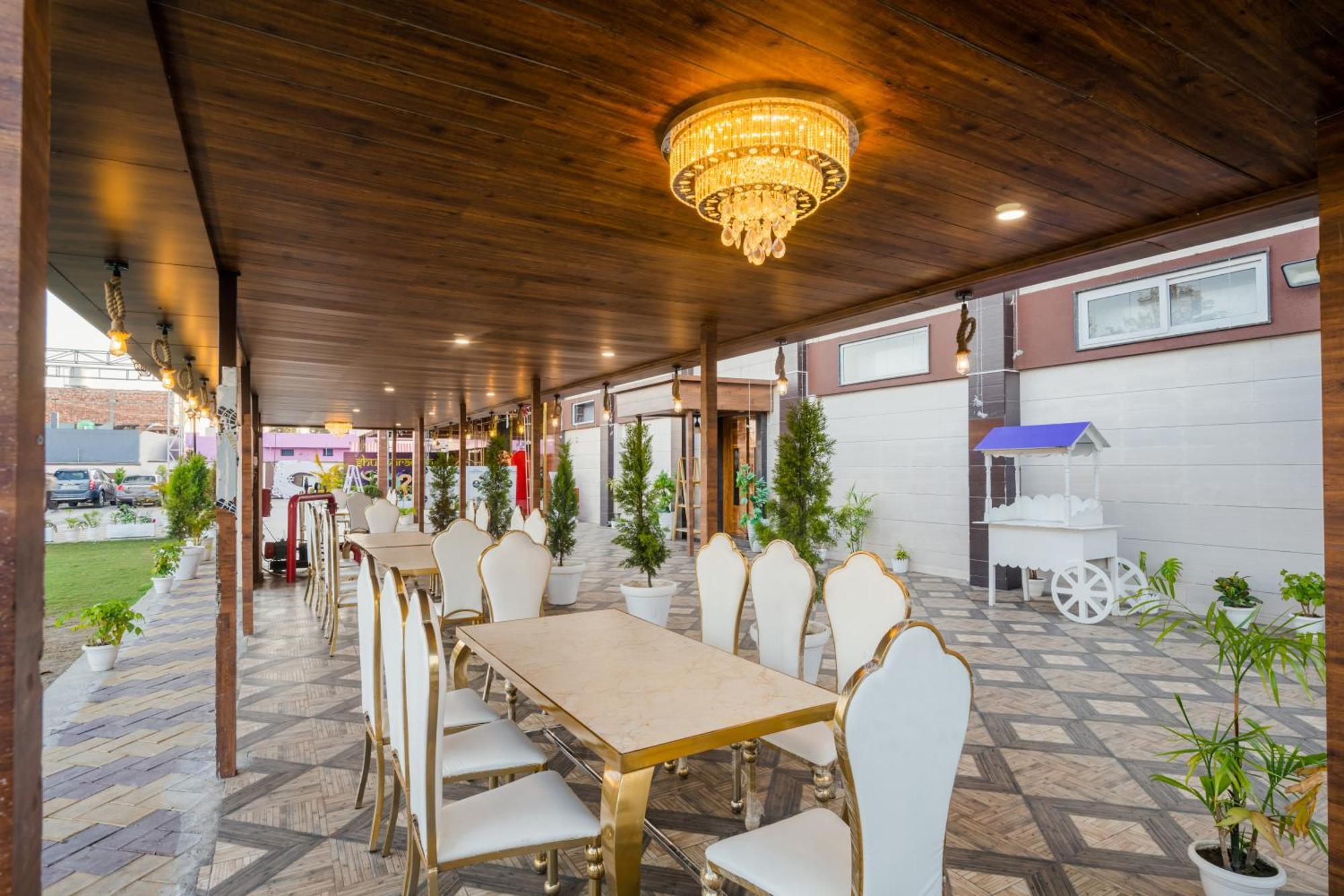 Hotel Vasdaa Grand เดห์ราดุน ภายนอก รูปภาพ